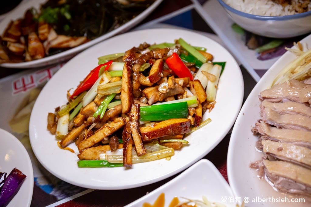 食飽飽客家麵館｜桃園楊梅美食，在地人推薦，實惠又美味