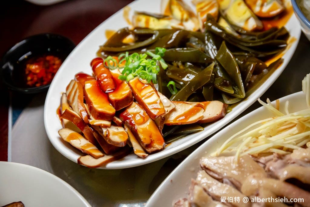 食飽飽客家麵館｜桃園楊梅美食，在地人推薦，實惠又美味