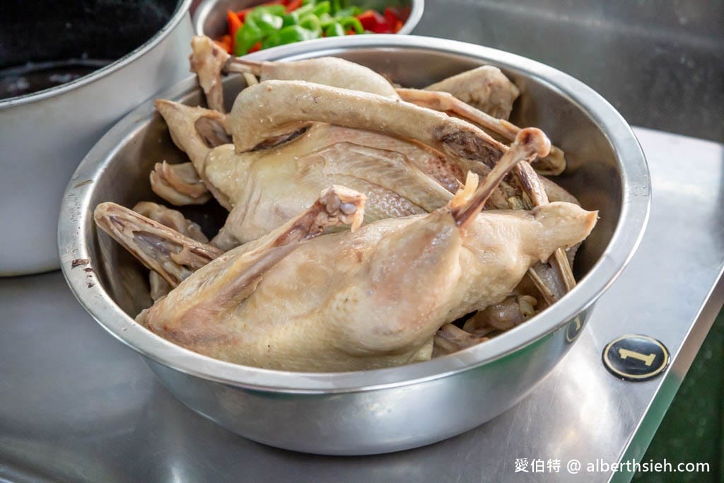 秀珠鵝肉店|嘉義文化路夜市美食,鵝肉軟嫩,鵝油香超好吃 - 第6張圖 秀珠鵝肉店|嘉義文化路夜市美食,鵝肉軟嫩,鵝油香超好吃