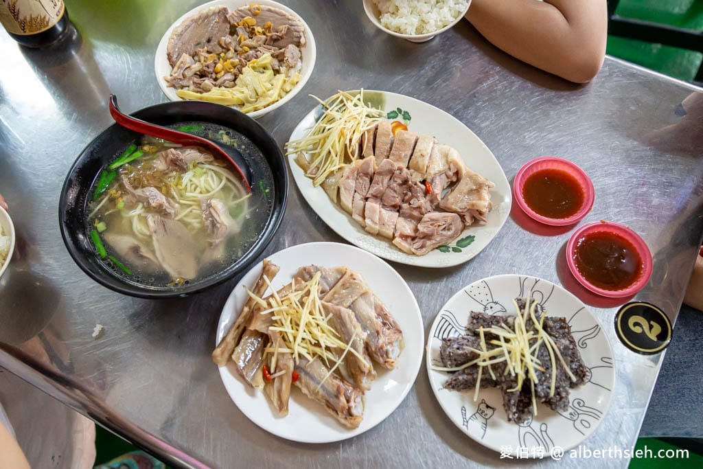 秀珠鵝肉店|嘉義文化路夜市美食,鵝肉軟嫩,鵝油香超好吃 - 第7張圖 秀珠鵝肉店|嘉義文化路夜市美食,鵝肉軟嫩,鵝油香超好吃