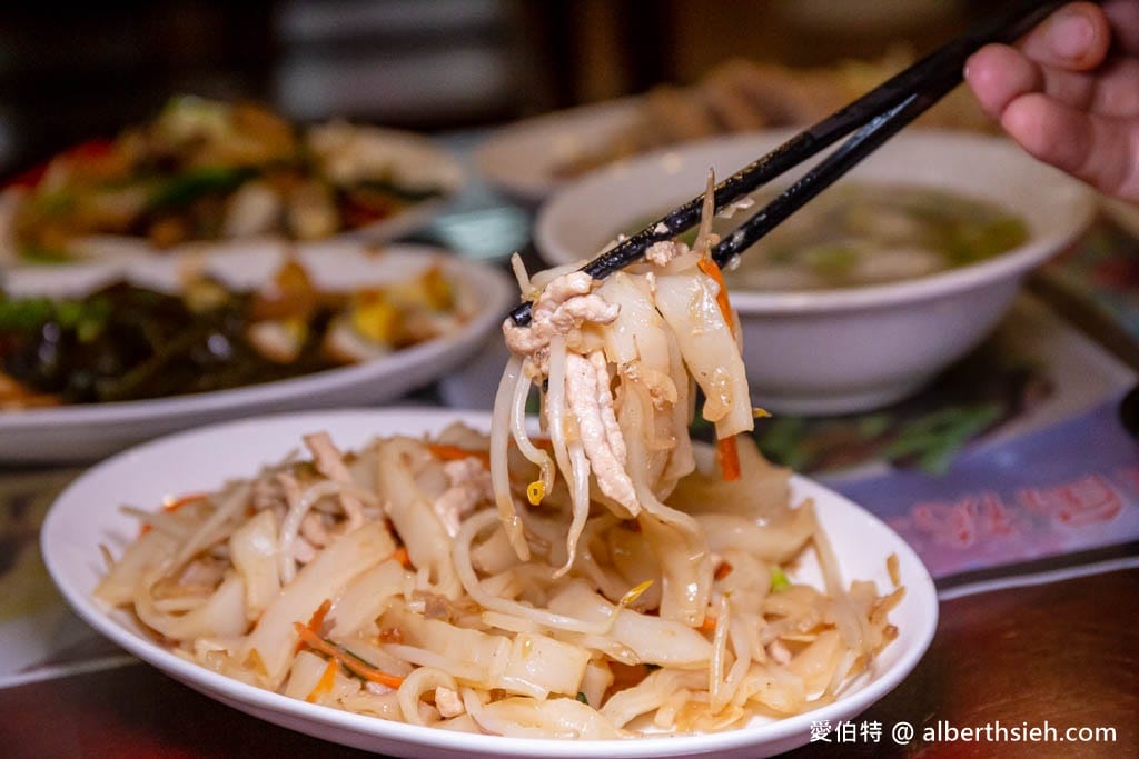 食飽飽客家麵館｜桃園楊梅美食，在地人推薦，實惠又美味