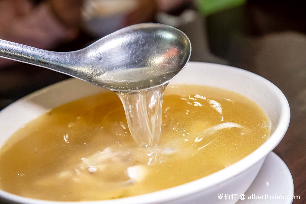 天賜佳雞甕仔雞．桃園大溪餐廳推薦（麥茶，炸地瓜，雞油脆筍湯免費吃） @愛伯特