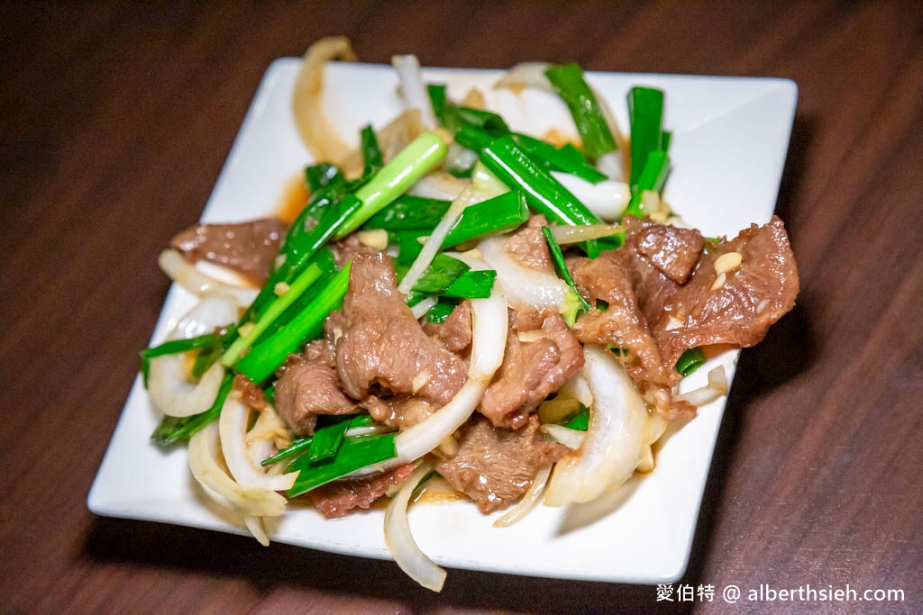 天賜佳雞甕仔雞．桃園大溪餐廳推薦（麥茶，炸地瓜，雞油脆筍湯免費吃） @愛伯特