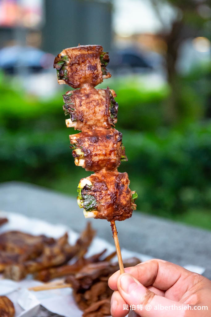 南崁曾記烤肉．桃園蘆竹仁愛黃昏市場美食（獨家中藥醬料秘製香氣濃郁味道超讚！） @愛伯特