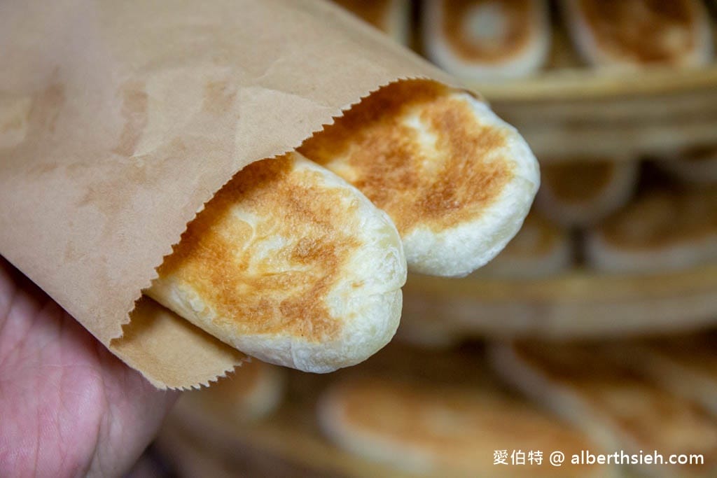 梅華珍鹿港牛舌餅｜新北板橋美食，薄脆厚實都好吃