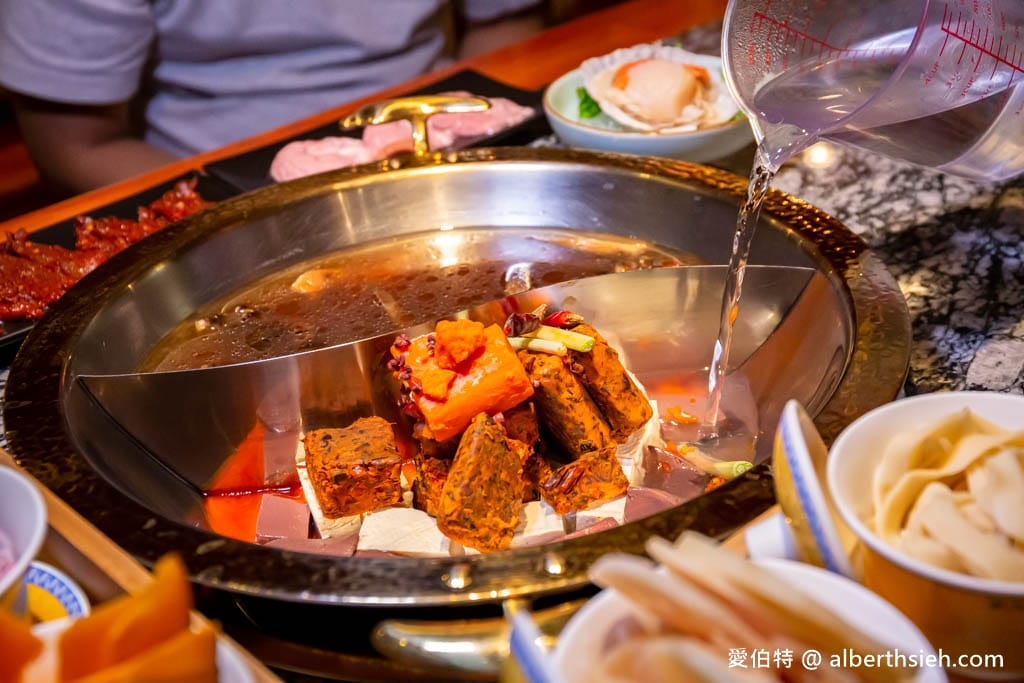 好想你重慶蓋碗⽕鍋．桃園中壢麻辣鍋推薦（餐點菜單價格，全台第一家）