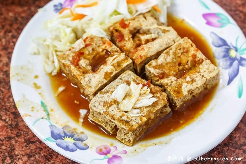 長林肉圓．台中后里美食（臭豆腐外脆內嫩，肉圓甜米漿味道讚）