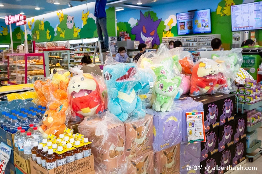 7-11主題門市．7-ELEVEN重惠門市-高雄寶可夢朱紫主題店（集換式卡牌遊戲對戰區、加傲樂機）