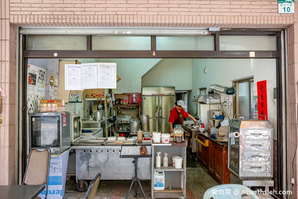 中都陳早餐店（高雄苓雅在地老字號，多口味大份量，吃完超滿足） @愛伯特