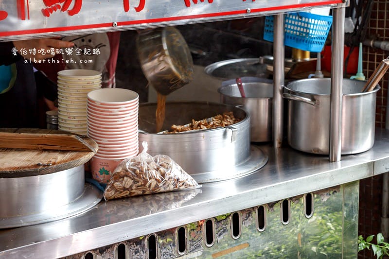 桃園後站早餐推薦｜台北大腸蚵仔麵線(建國路麵線)，人氣排隊店