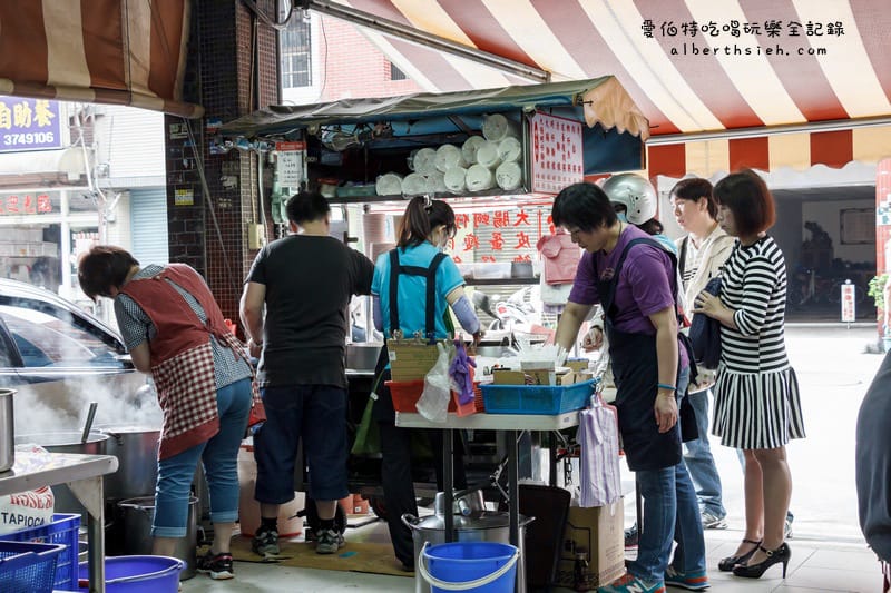 桃園後站早餐推薦｜台北大腸蚵仔麵線(建國路麵線)，人氣排隊店