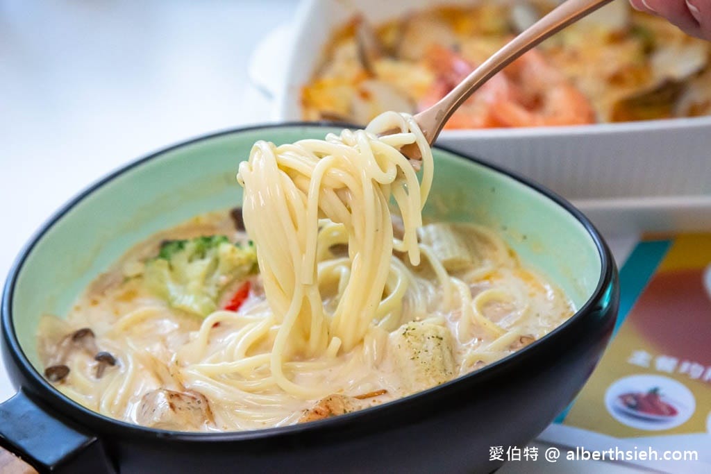 nu LIFE．苗栗竹南美食（餐點菜單，平價套餐CP值高，超療癒貓咪機器人送餐，自助飲品喝到飽）