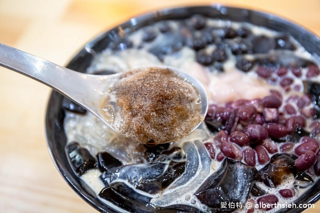 龍潭冰品推薦｜許無敵仙草冰，滑嫩回甘在地激推的滑嫩古早味