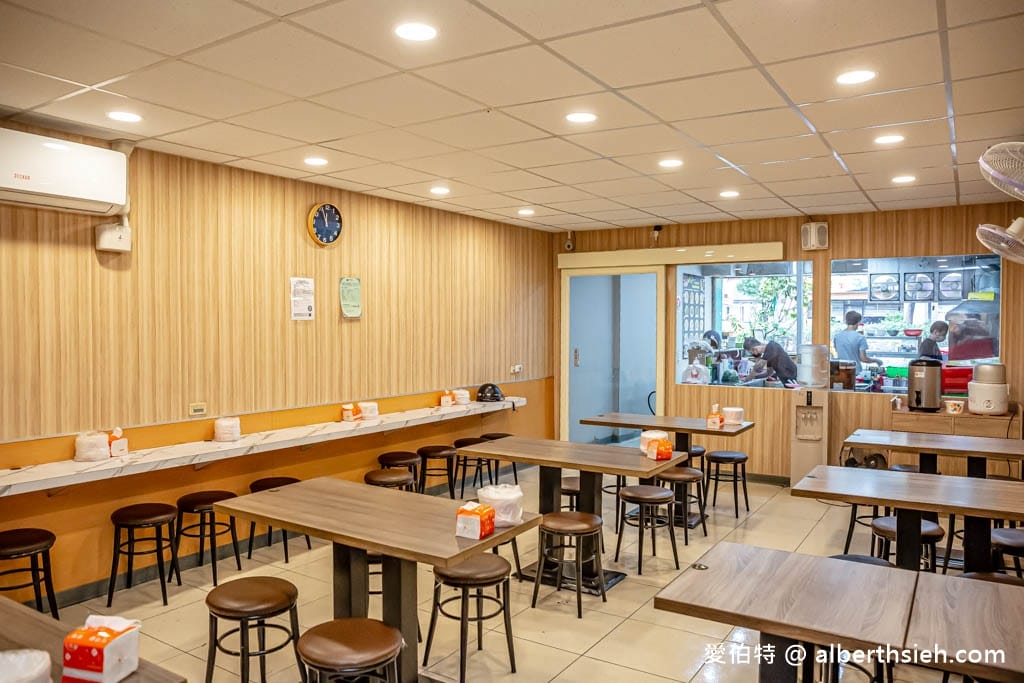 桃園炒味亭炒飯專賣店-武陵店（台灣炒飯王，炒飯免費加大）