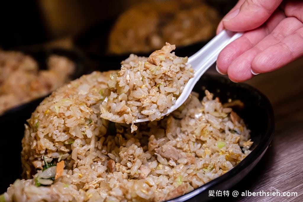 桃園炒味亭炒飯專賣店-武陵店（台灣炒飯王，炒飯免費加大）