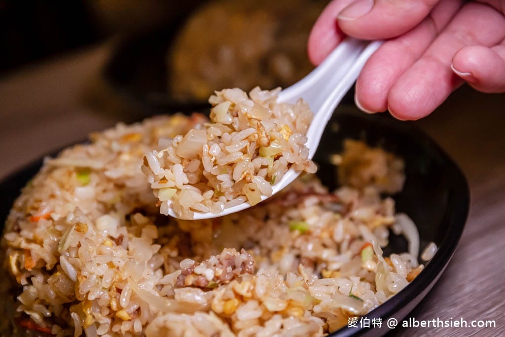 桃園炒味亭炒飯專賣店-武陵店（台灣炒飯王，炒飯免費加大）