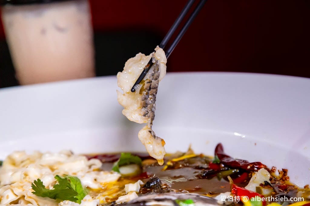 錄鼎記魚頭酸菜魚-桃園八德店.八德介壽路美食(比臉盆還大會噴火的大頭魚必吃!) - 第27張圖 錄鼎記魚頭酸菜魚-桃園八德店.八德介壽路美食(比臉盆還大會噴火的大頭魚必吃!)