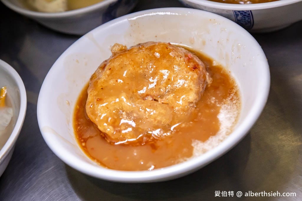 彰化阿三肉圓｜包著北海道干貝的外皮酥脆肉圓，肉圓節雙料冠軍