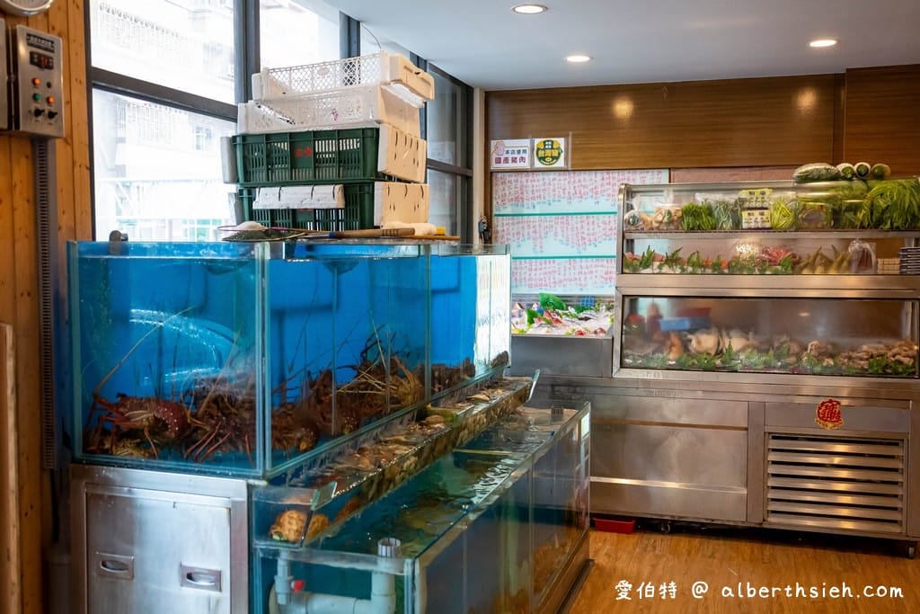 嘉義民雄合菜餐廳．嘉鄉羊鵝肉（炸中卷酥脆，鵝肉軟嫩好吃）