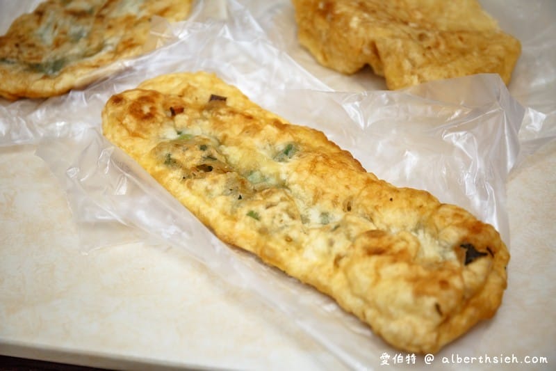 后里山東蔥油餅（韭菜盒，在地人狂推的懷舊銅板小美食）