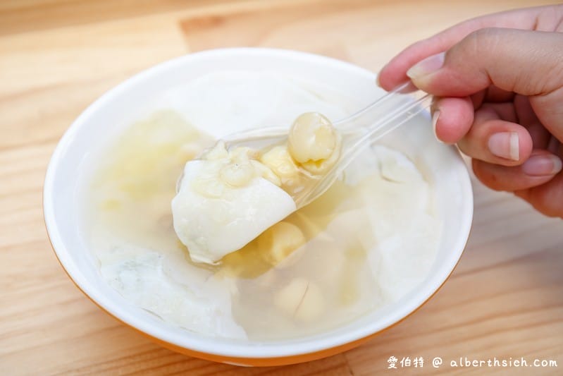 桃園觀音蓮荷園休閒農場（不要錯過乘坐大王蓮破百公斤不是問題）