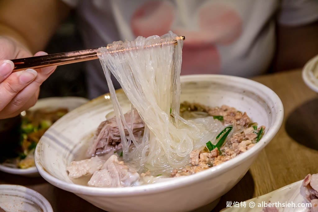 偶鵝嚐嚐鵝肉專賣店-中壢店（健行科大旁，鵝肉超嫩超鮮甜）