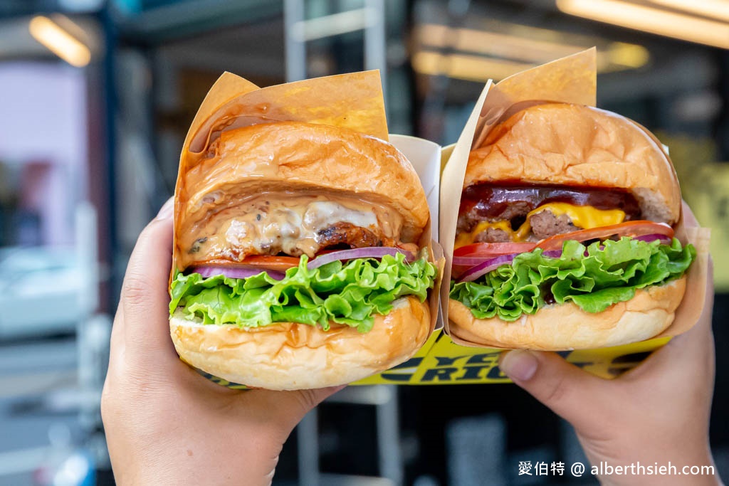 Yeah Right Food Truck 漢堡餐車（終於又來到桃園快閃啦，限時五天） @愛伯特