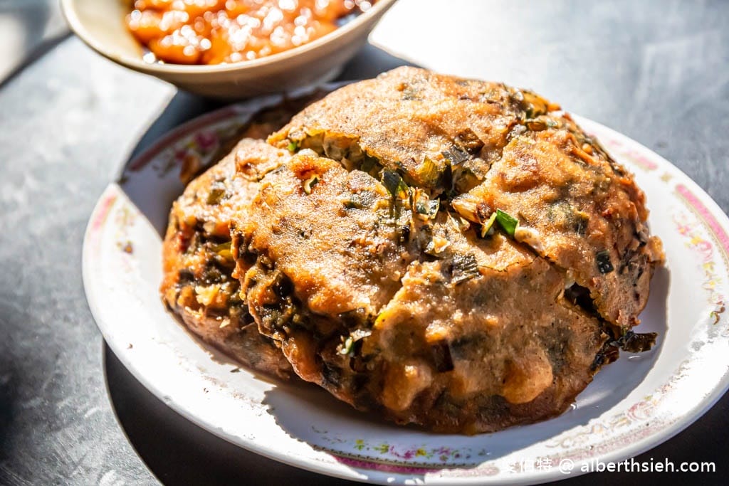 台中后里富炸粿蚵嗲(炸粿生分店)（現點現炸，薄脆外皮內餡飽滿）