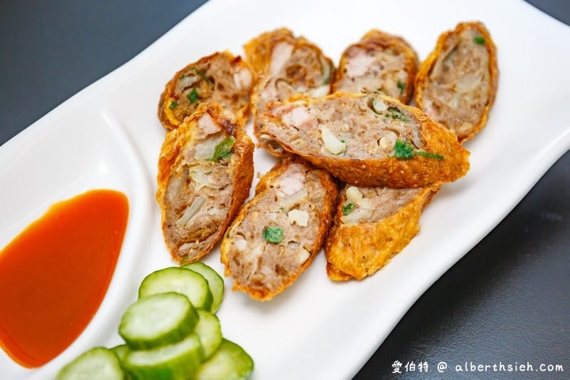 三元鵝肉小吃｜桃園永安路美食推薦，鵝肉/臭豆腐/肉捲都好吃