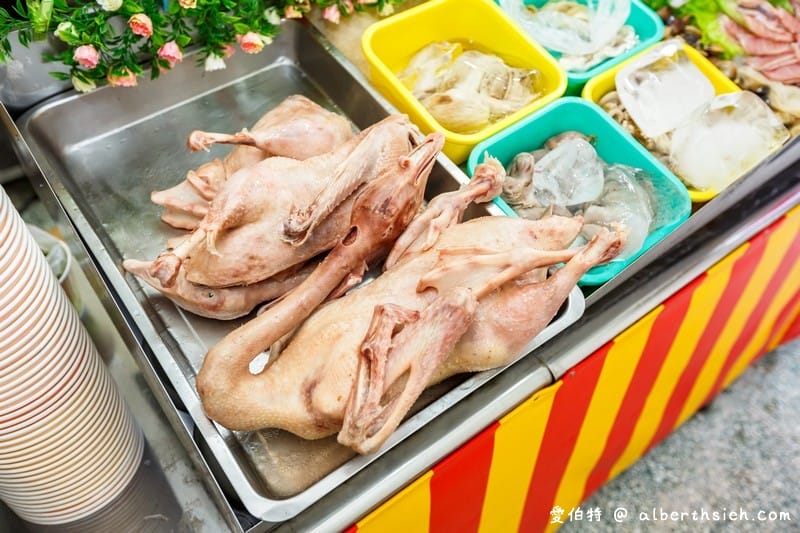 三元鵝肉小吃｜桃園永安路美食推薦，鵝肉/臭豆腐/肉捲都好吃