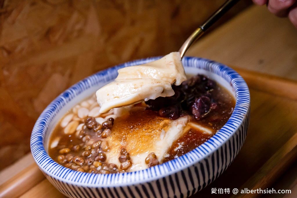 桃園藝文特區永順豆腐店｜手工豆花綿密細緻超好吃，豆乳濃郁好喝