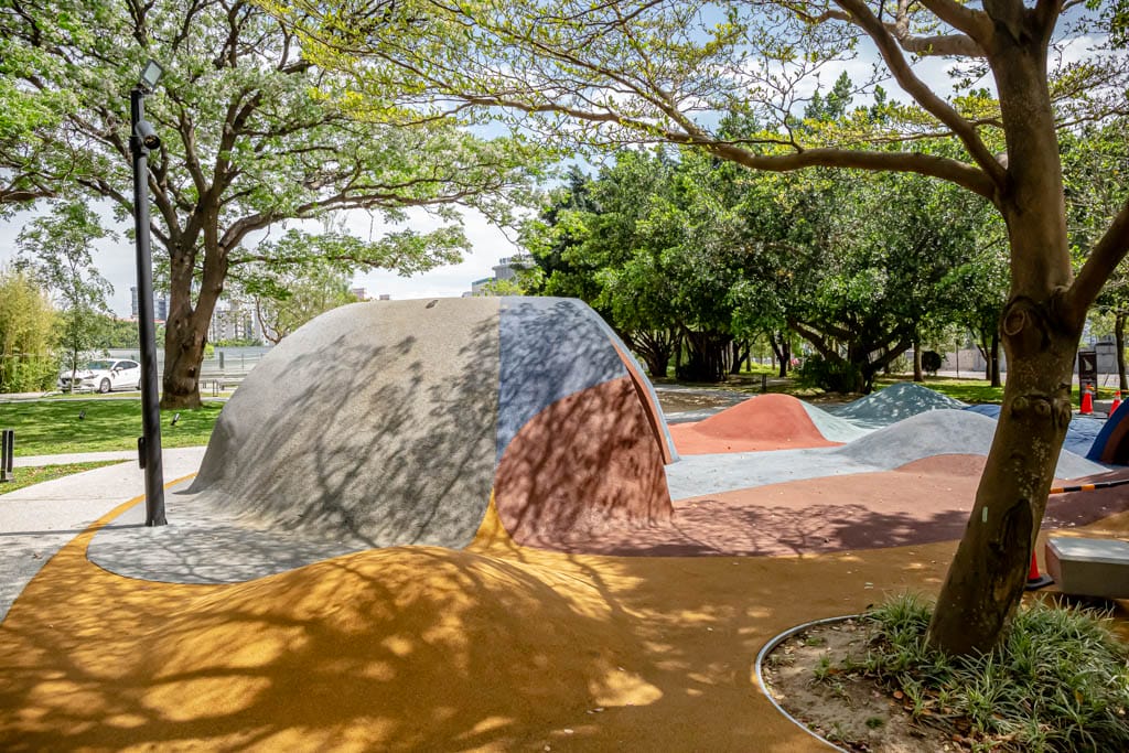 桃園平鎮1895乙未保台紀念公園(乙未之環、希望之泉、沙池、攀岩滑石子溜滑梯) - 第18張圖 桃園平鎮1895乙未保台紀念公園(乙未之環、希望之泉、沙池、攀岩滑石子溜滑梯)