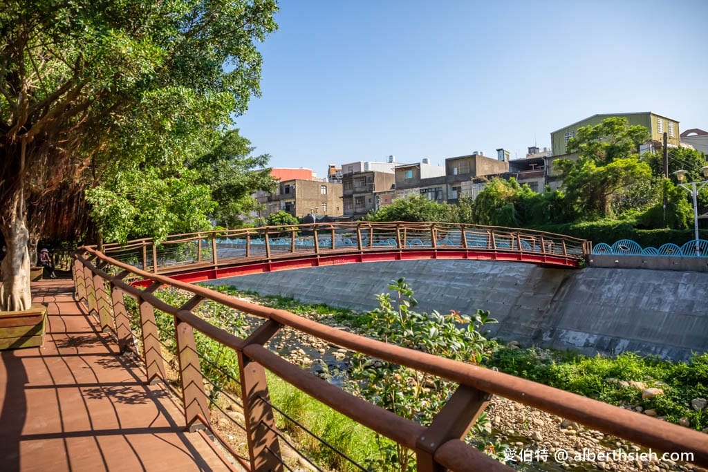 中山親水公園．桃園楊梅景點（暑假限定免費玩水景點）