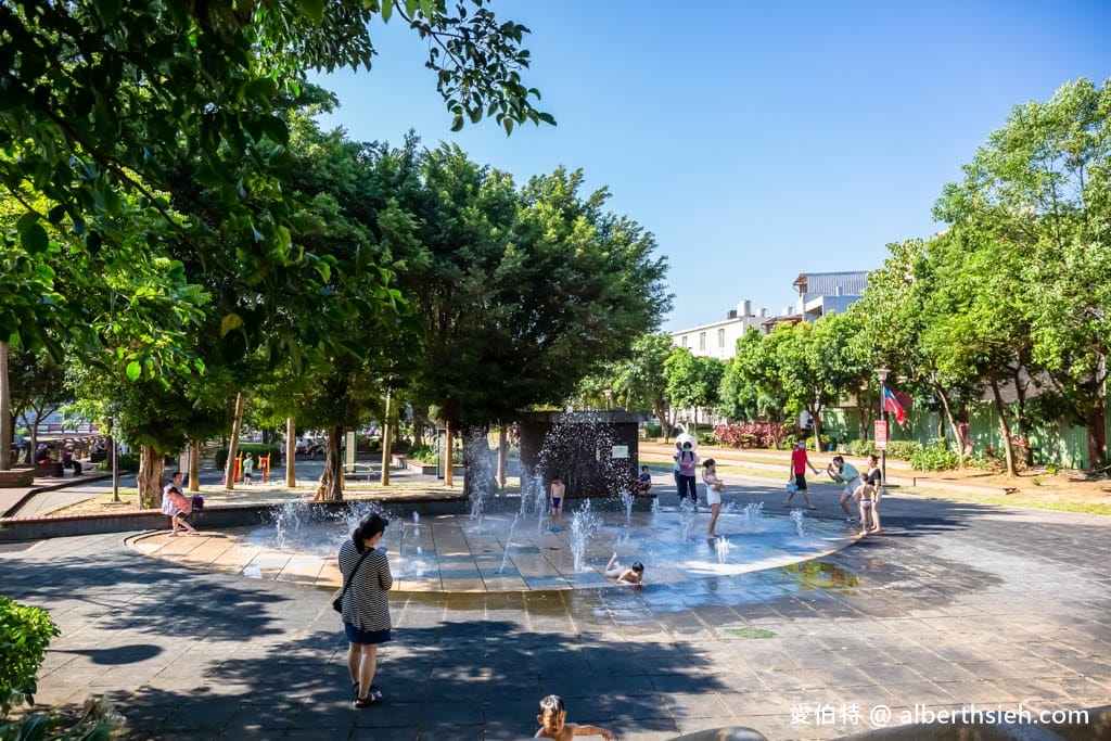 中山親水公園．桃園楊梅景點（暑假限定免費玩水景點）