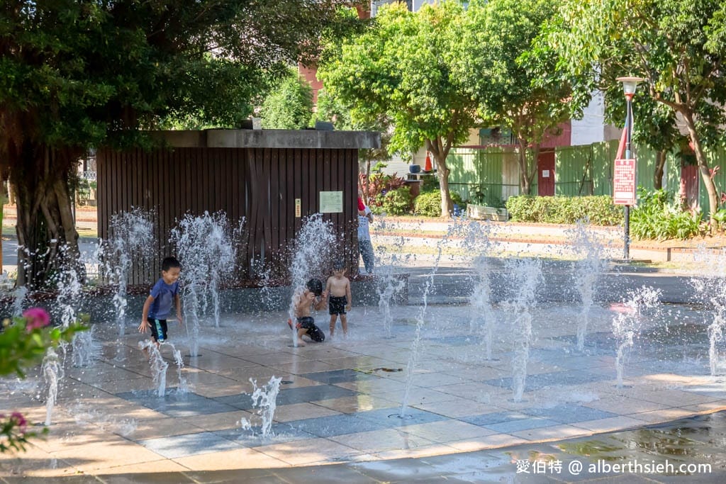 中山親水公園．桃園楊梅景點（暑假限定免費玩水景點）