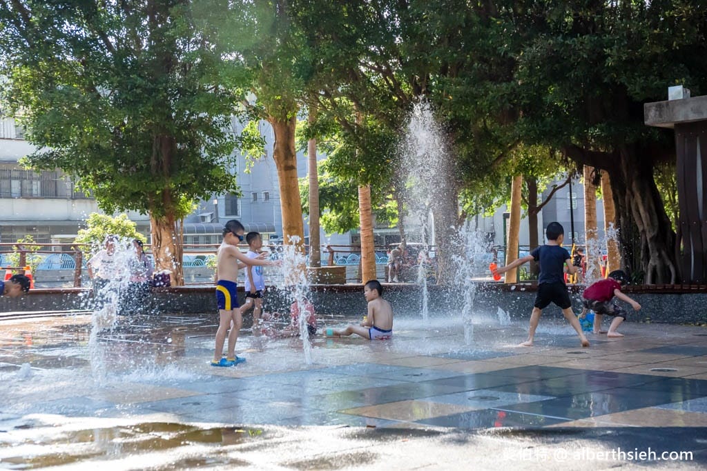 中山親水公園．桃園楊梅景點（暑假限定免費玩水景點）