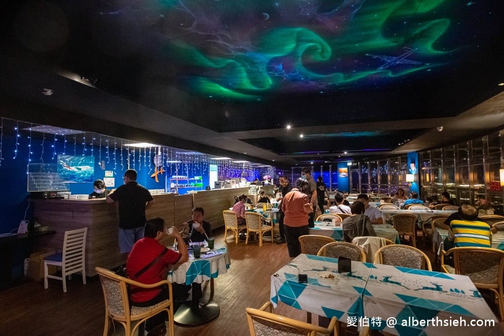桃園大園101景觀餐廳（全亞洲賞機高度最高的看飛機餐廳）