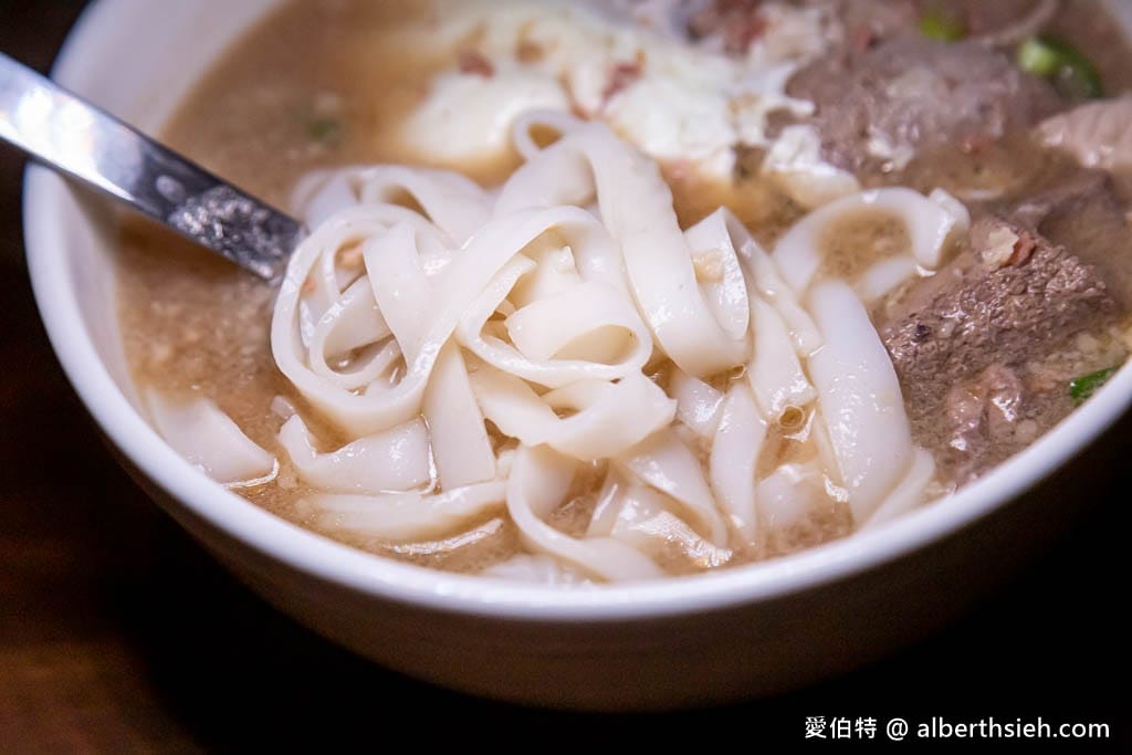 阿美米干園區店|龍岡忠貞市場美食,生意好到爆100公尺內三家店 - 第22張圖 阿美米干園區店|龍岡忠貞市場美食,生意好到爆100公尺內三家店