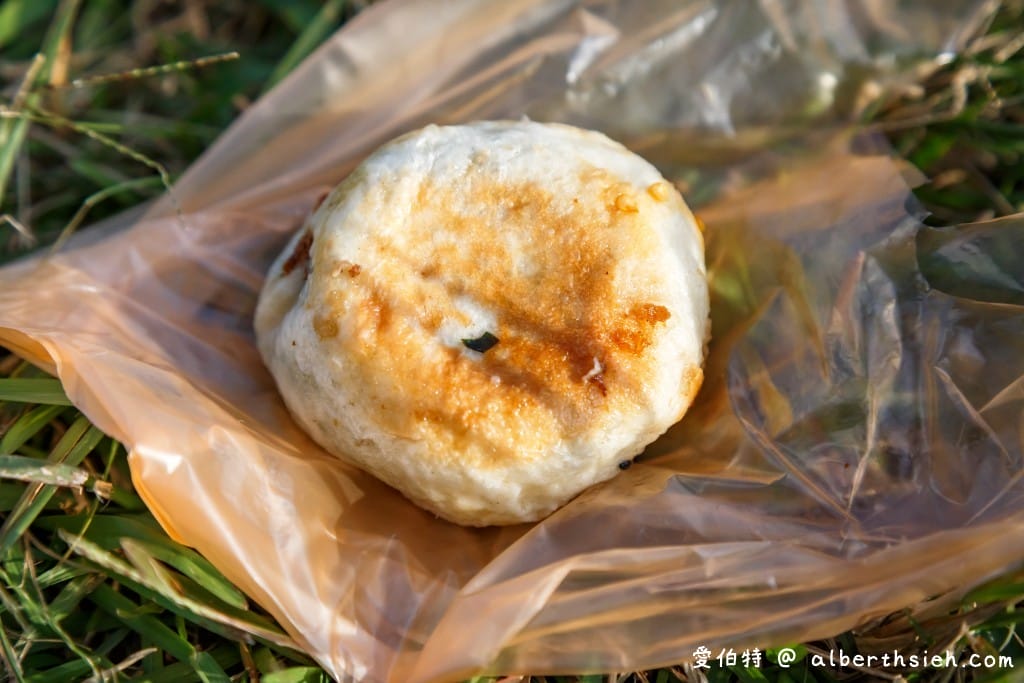 桃園平鎮必吃!大胖子水煎包,爆汁高麗菜與飽滿鮮肉在地人超推 - 第11張圖 桃園平鎮必吃!大胖子水煎包,爆汁高麗菜與飽滿鮮肉在地人超推