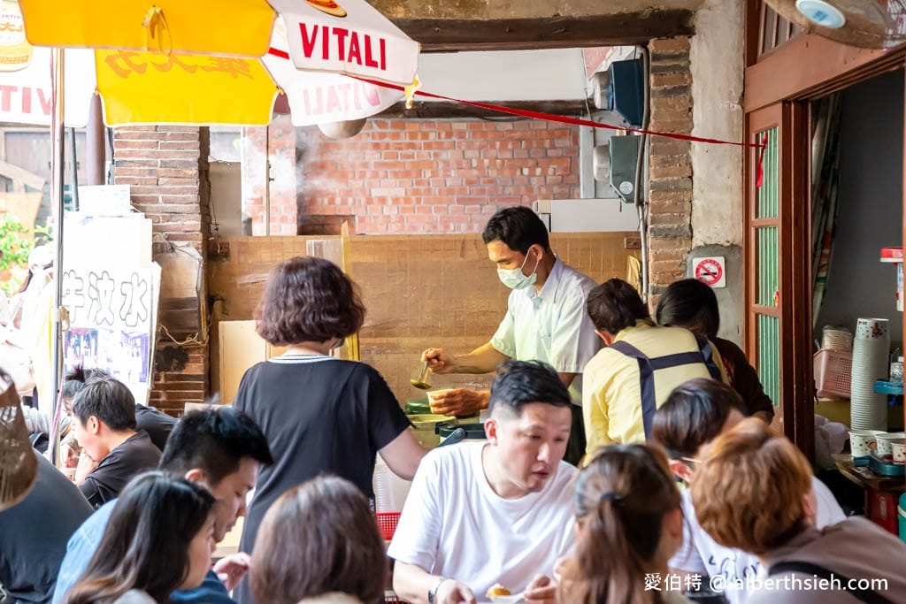 阿秋姨牛汶水|桃園龍潭三坑老街必吃美食,假日才吃的到客家傳統冰 - 第5張圖 阿秋姨牛汶水|桃園龍潭三坑老街必吃美食,假日才吃的到客家傳統冰