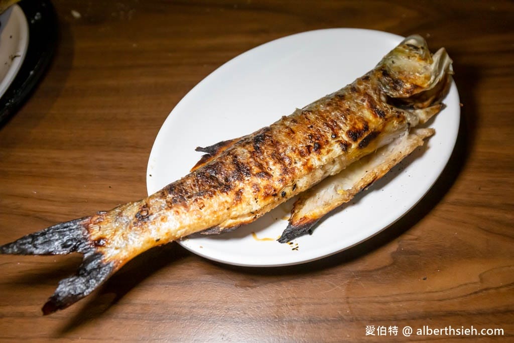 林口海世界複合式碳烤店｜新北海鮮吃到飽，菜單價格，魚肉熟食