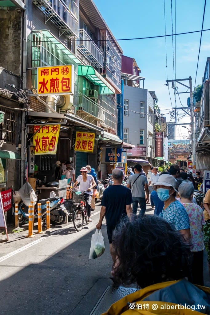 桃園南門市場必吃早餐｜林記水煎包，在地30年排隊店，香甜脆口