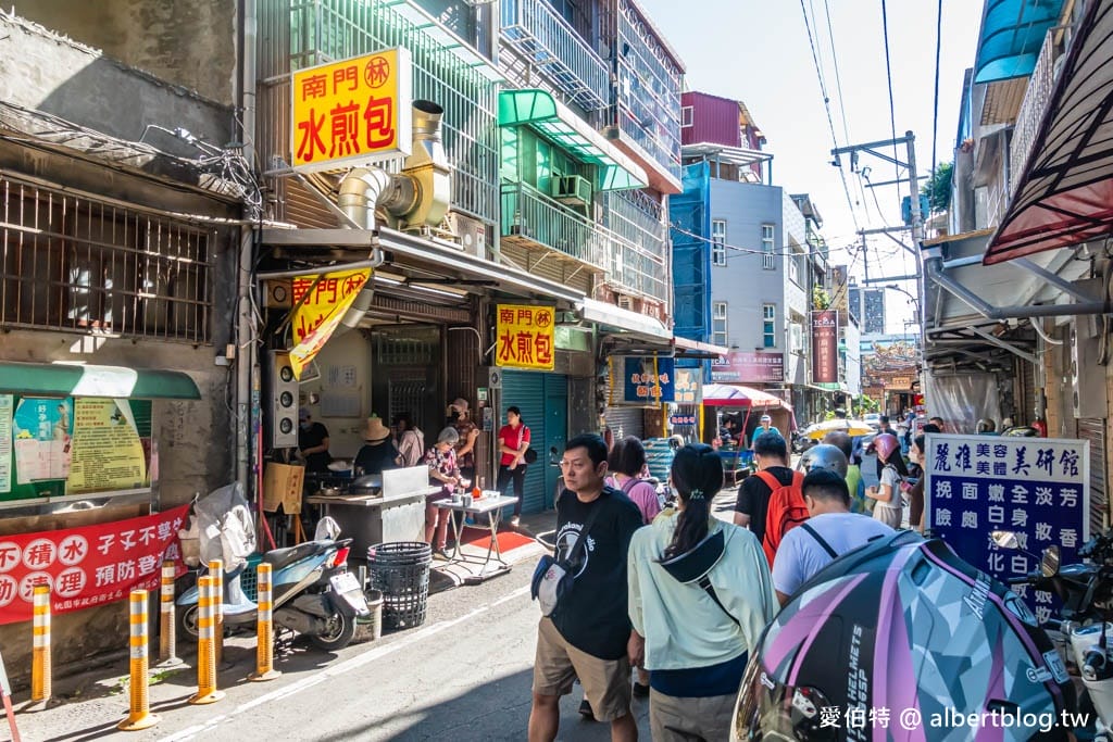 桃園南門市場必吃早餐｜林記水煎包，在地30年排隊店，香甜脆口