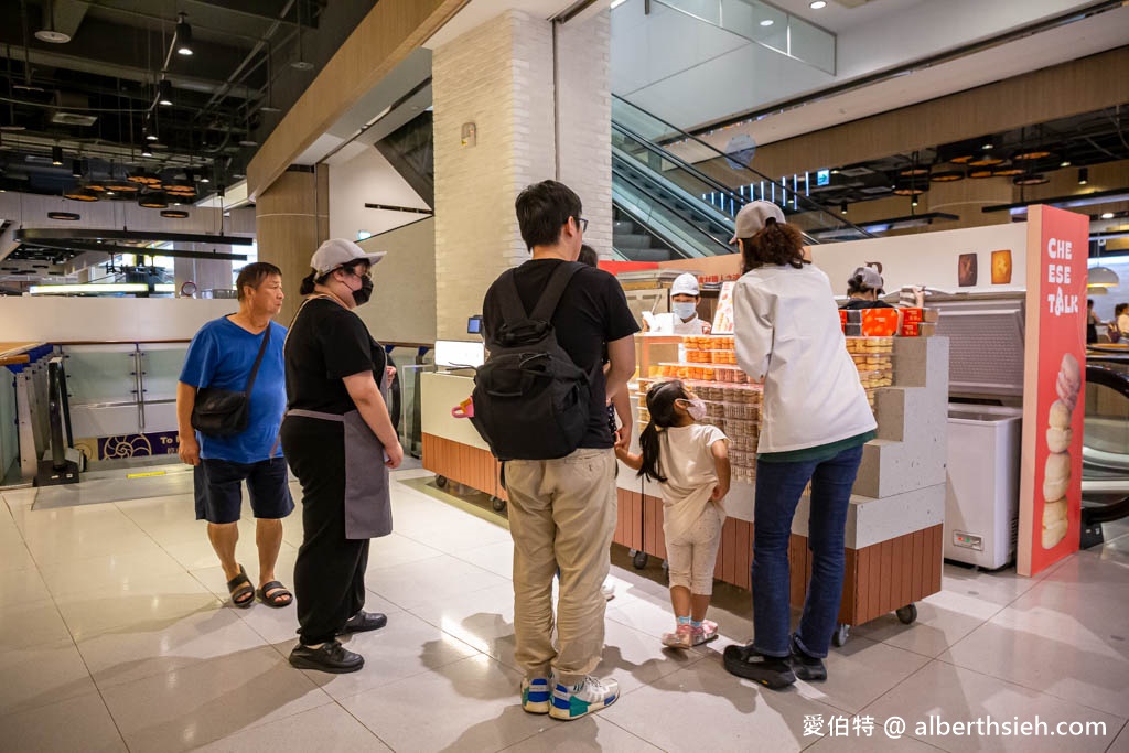 大江快閃美食(Cheese Talk北海道生乳達茲,ButterSays法式甜點費南雪) @愛伯特