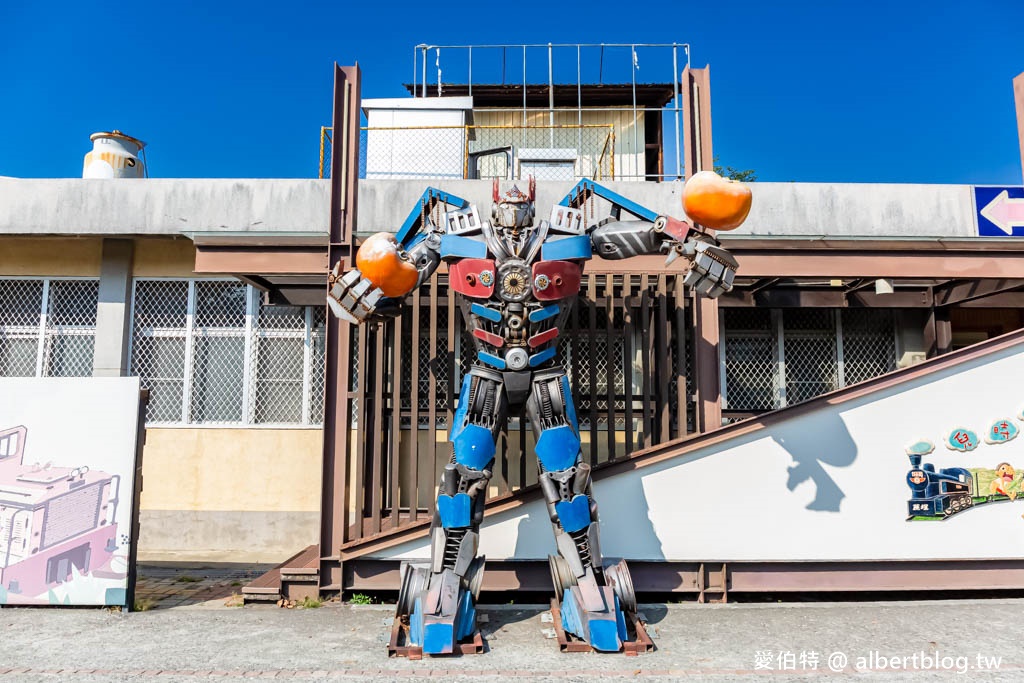 嘉義免門票親子景點｜蒜頭糖廠-蔗埕文化園區，吃冰棒、搭五分車 @愛伯特