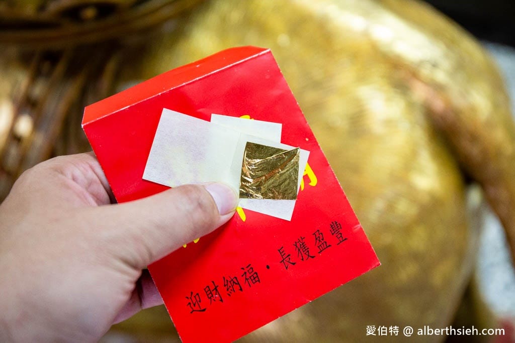 高雄關帝廟|高雄關聖帝君廟,全台十大月老廟求姻緣、貼金箔求財 - 第12張圖 高雄關帝廟|高雄關聖帝君廟,全台十大月老廟求姻緣、貼金箔求財