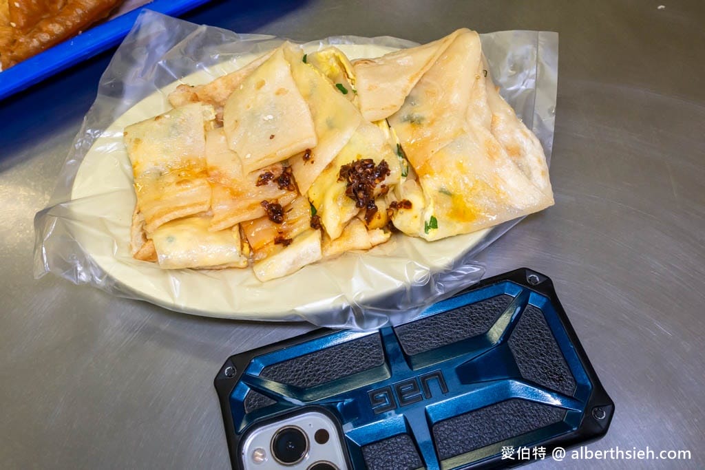阿華師豆漿店｜桃園早餐美食推薦，燒餅油條，豪邁皮Q大蛋餅