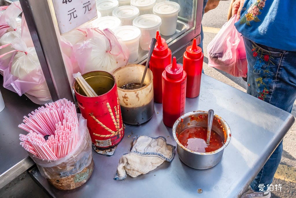 龜山早餐推薦｜素食香菇麵線煎包，韭菜水煎包味道不錯便宜好吃