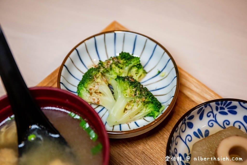 台南日式定食推薦!AKIRA明食堂的名廚私房料理 - 第14張圖 台南日式定食推薦!AKIRA明食堂的名廚私房料理