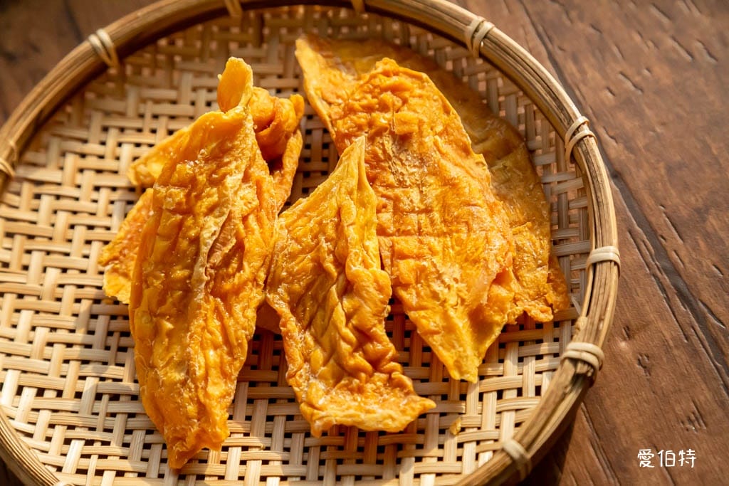 愛伯特團購。AKIRA原品肉乾（全台獨家首創烏金肉乾，原味條子、金幣肉乾）